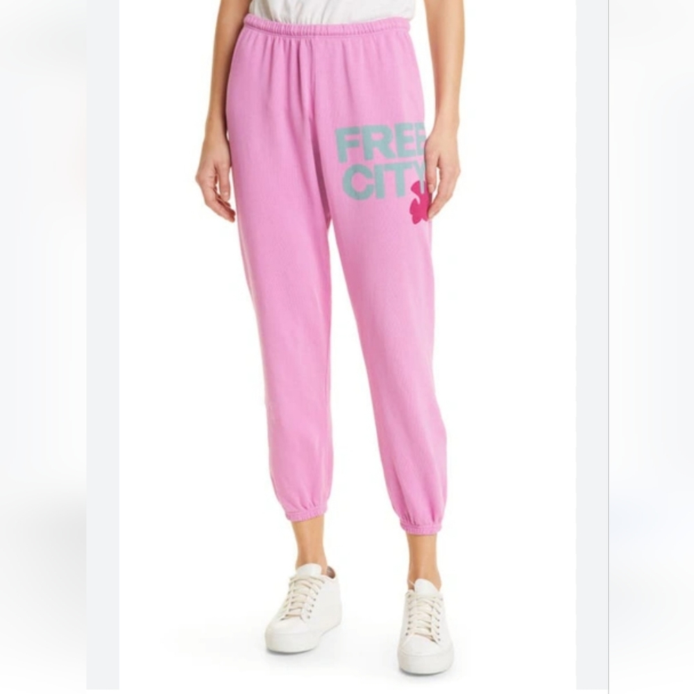 FREECITY LOGO COTTON SWEATPANTS IN PINK